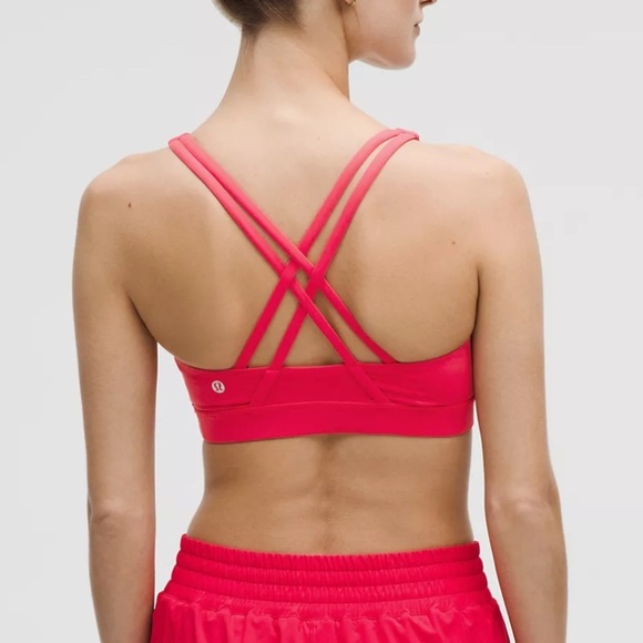 NWT - lululemon Energy Bra
Medium Support, B–D Cups in Size 6 - Red Glow - Picture 4 of 8
